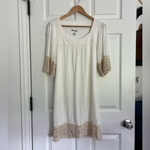 Wrangler size medium cream colored dress with tan lace embellishments.  So cute!